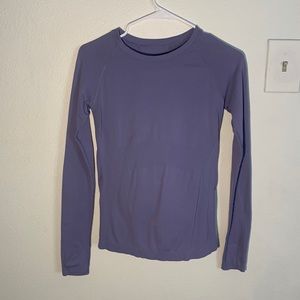 ATHLETA Long Sleeve | size: S | lightly worn | thumb holes | breathable material